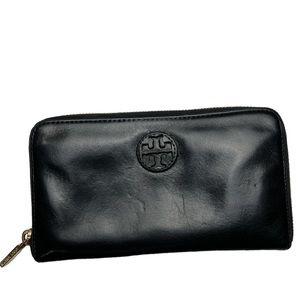 Tory Burch Black Leather Wallet
